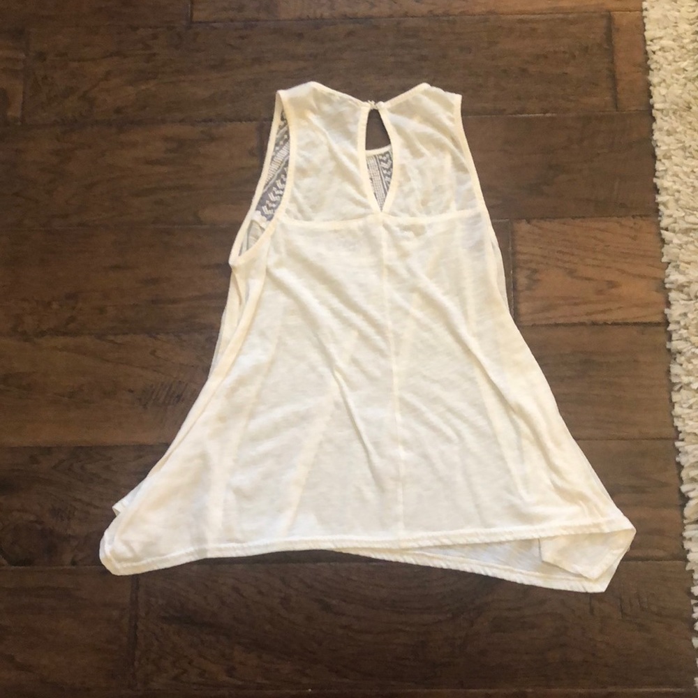 Top - Picture 2 of 2